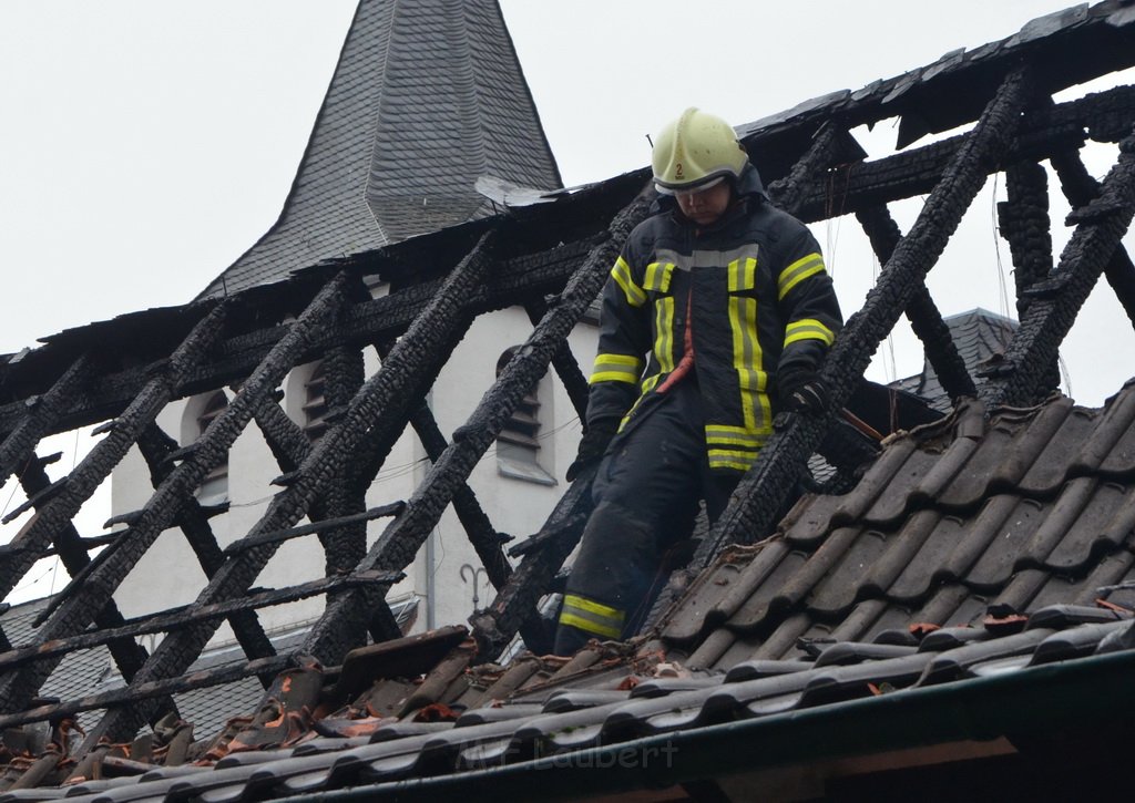 Feuer 3 Zum Treppchen Koeln Rodenkirchen Kirchstr Steinstr P304.JPG - Miklos Laubert